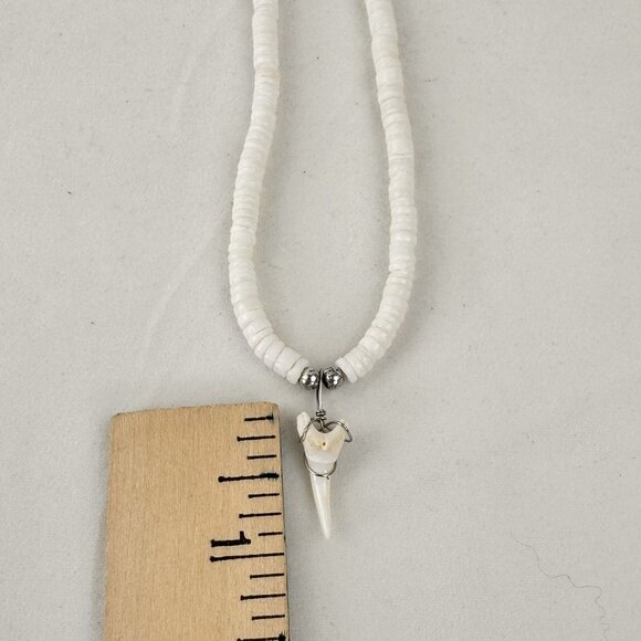 White Puka Shell Necklace With Shark Tooth Pendant Choker Barrel Clasp Beach 18" - Picture 10 of 12